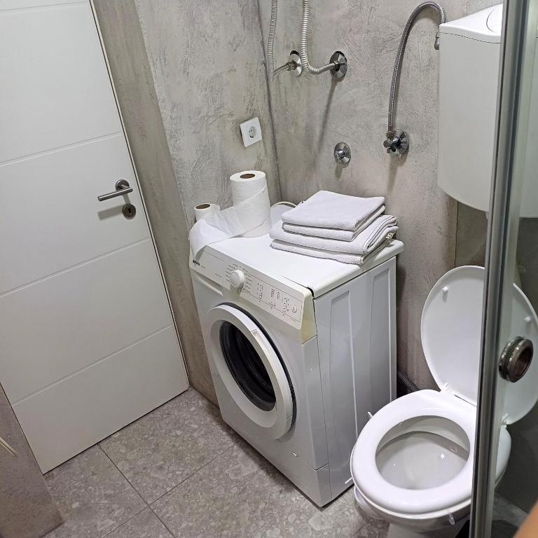 Lela - One-Bedroom Apartment - 7