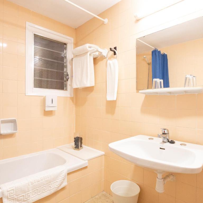 Hotel Bell Aire - Double or Twin Room - 11