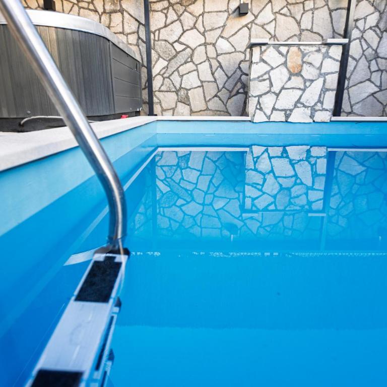 Apartment Renela - One-Bedroom Apartment with Pool View - 44