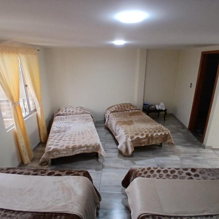 Los Geranios Hospedaje - Habitación Familiar - 2