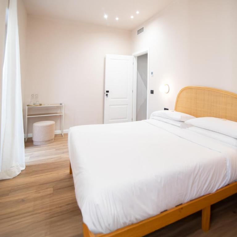 Albium Hotel - Camera Tripla Standard - 1