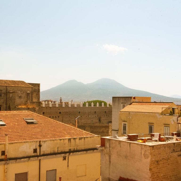 B&B Monteleone ,12 - Double Room with Private External Bathroom with Vesuvio View - 14