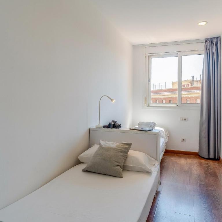 AB Montjuic - Apartamento de 3 dormitorios - 3