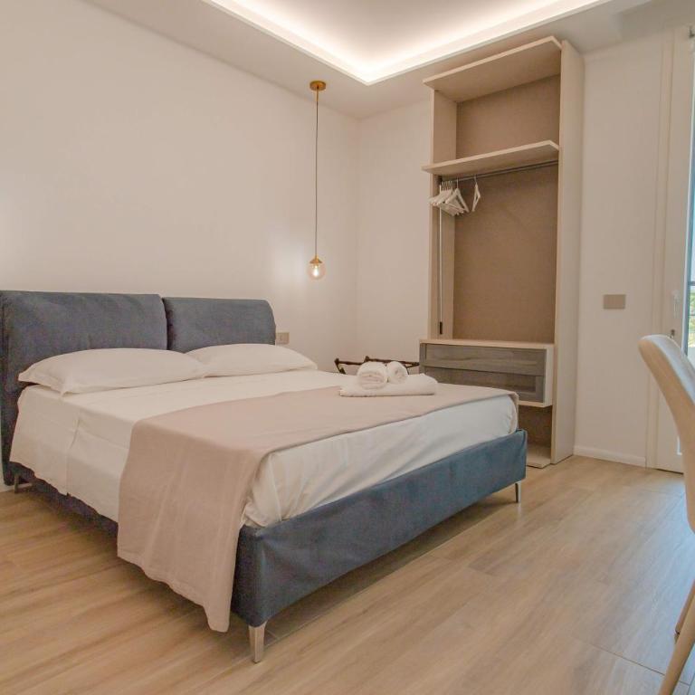 Porto Vecchio Rooms - Camera Matrimoniale con Balcone e Vista Mare - 4