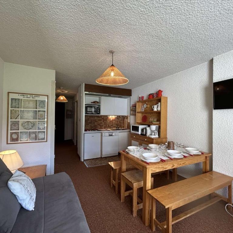 Appartement cosy pour 6 pers à Montgenèvre, 2 balcons, proche Chalmettes ! - FR-1-330D-87 - Appartement (6 Adultes) - 12