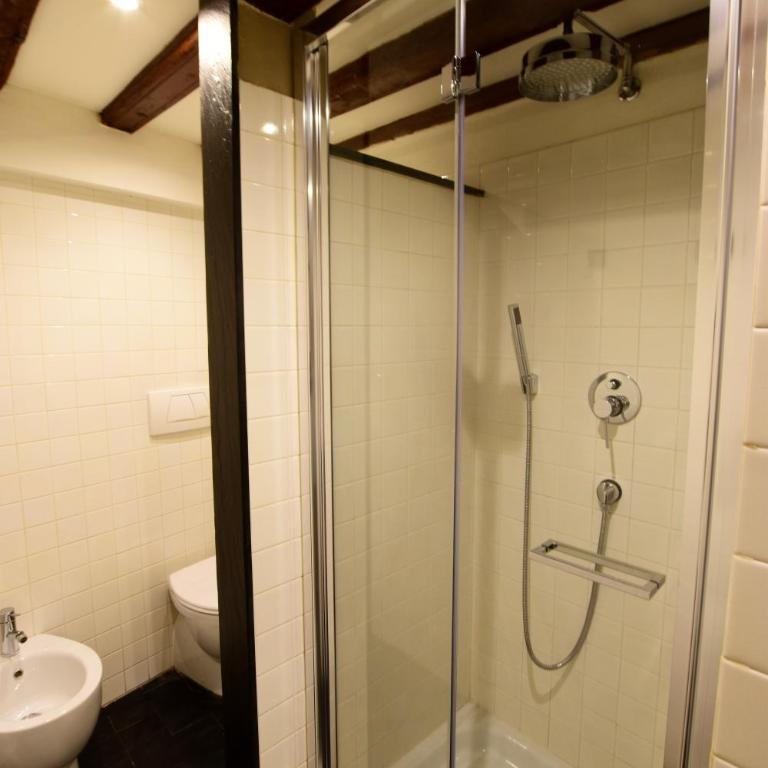 Luxury Cernaia Home alloggio di charme nel Centro Storico - Two-Bedroom Deluxe Apartment - 12
