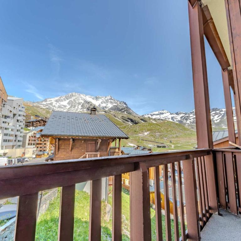 Cozy Duplex with Balcony, Parking & Mountain View - Résidence Le Silveralp - Appartement en Duplex - 12
