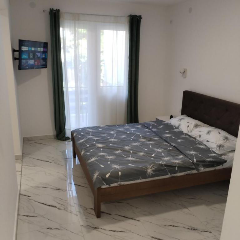 Studio IV - One-Bedroom Apartment - 18