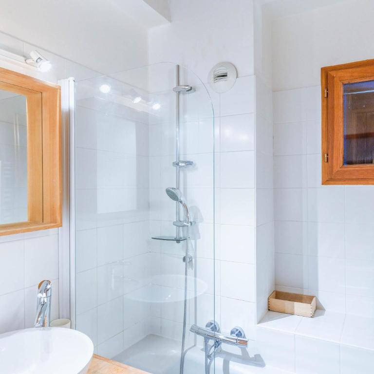Alpage Bellevue -Bel appartement T3 avec garage & balcons - Appartement 3 Chambres - 13
