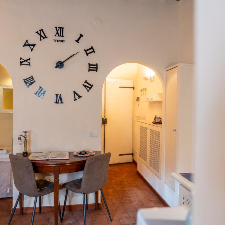 Borgo Allegri Apartment - One-Bedroom Apartment - 6