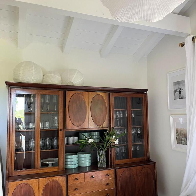 Villa Hau'Oli, 4 chambres, spacieuse, piscine privée, grand jardin fleuri vue golf et 8min à pied de la plage - Villa - 29