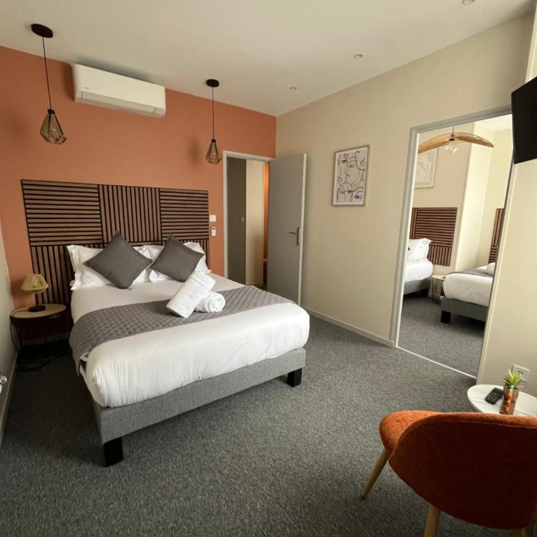 Cit'Hotel La Résidence - Chambre Familiale (4 Personnes) - 1