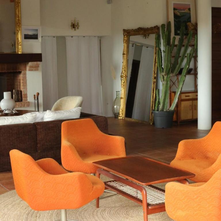 Villa Hau'Oli, 4 chambres, spacieuse, piscine privée, grand jardin fleuri vue golf et 8min à pied de la plage - Villa - 23