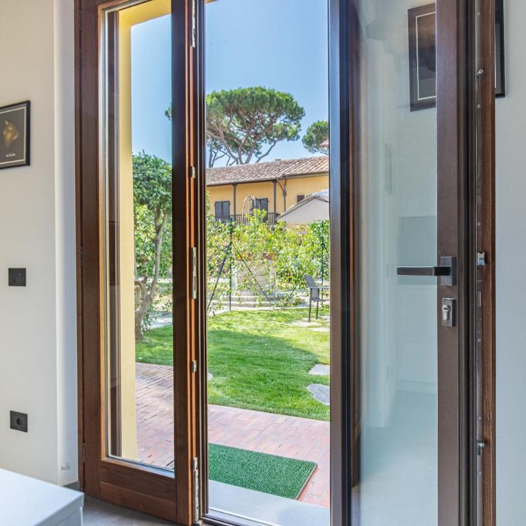 Exclusive property with garden and parking, Deluxe Stay in Viareggio - Vacation Home - 13