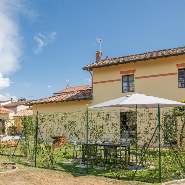 Exclusive property with garden and parking, Deluxe Stay in Viareggio - Vacation Home - 83