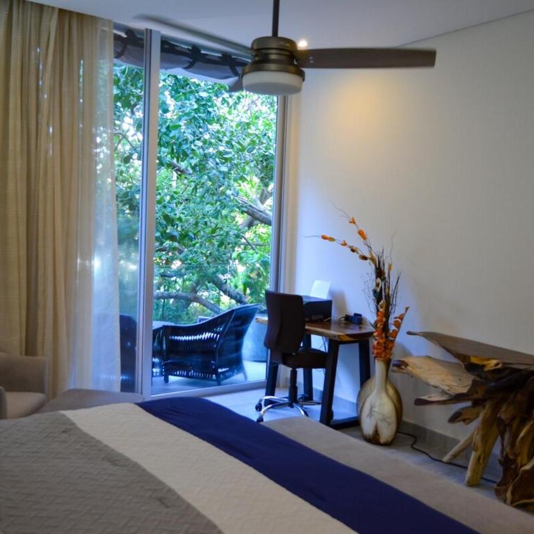Lux 3-Bedroom Tropical Oasis in Playa Del Carmen - One-Bedroom Apartment - 8