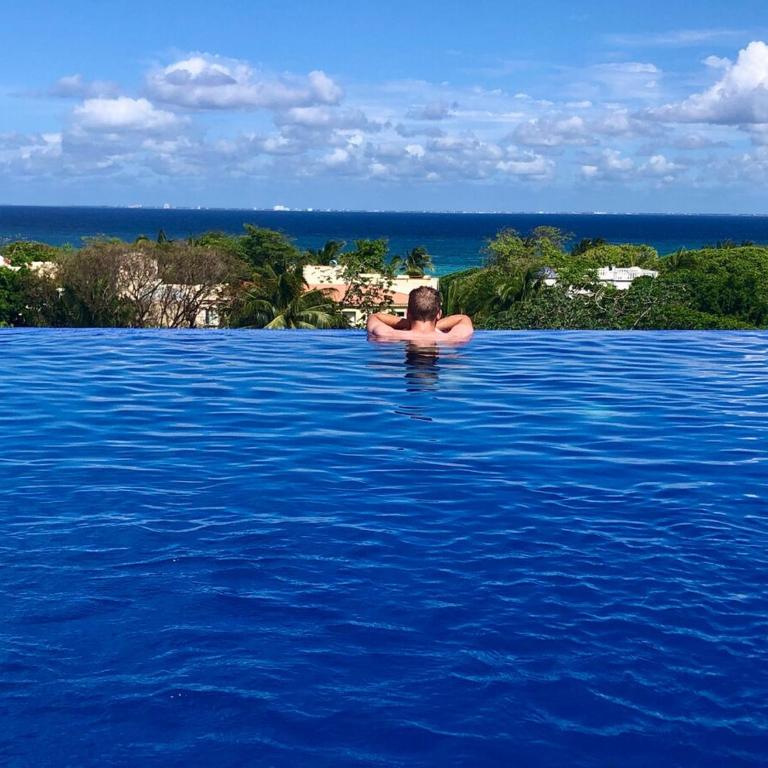 Lux 3-Bedroom Tropical Oasis in Playa Del Carmen - One-Bedroom Apartment - 22