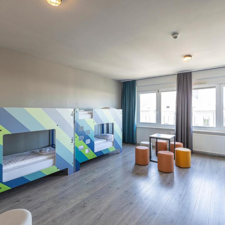 a&o Graz Hauptbahnhof - Sechsbettzimmer - 10