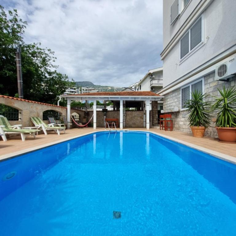 Sunny Hill Residence - Deluxe Apartment - 2