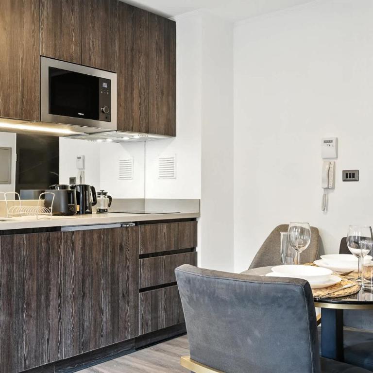 Comodo depto en barrio Yungay con AC - Apartment - 4