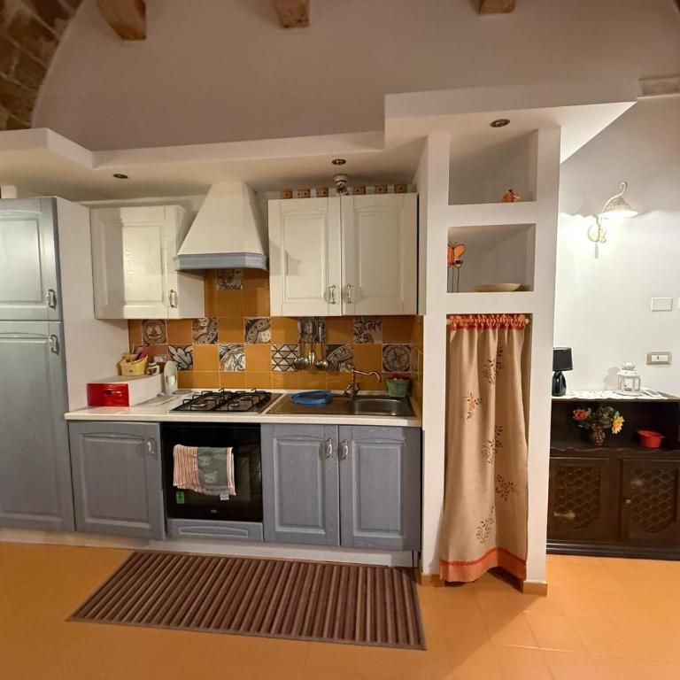 Via Giacomo Matteotti 8, 10-12 Guest House - Appartamento con 1 Camera da Letto - 5