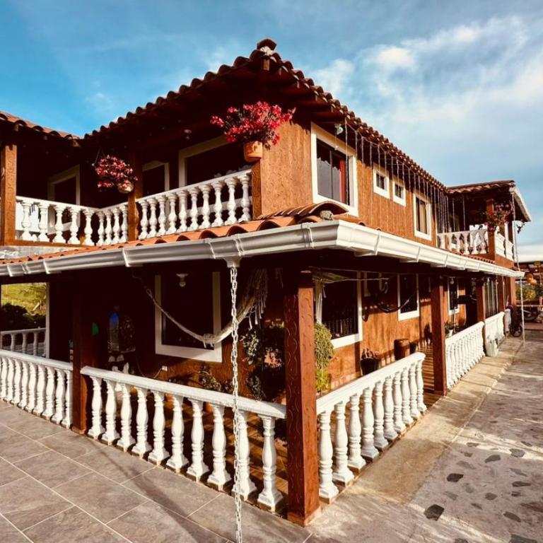 Finca vista verde hostal mágico! - Casa de 8 dormitorios - 1