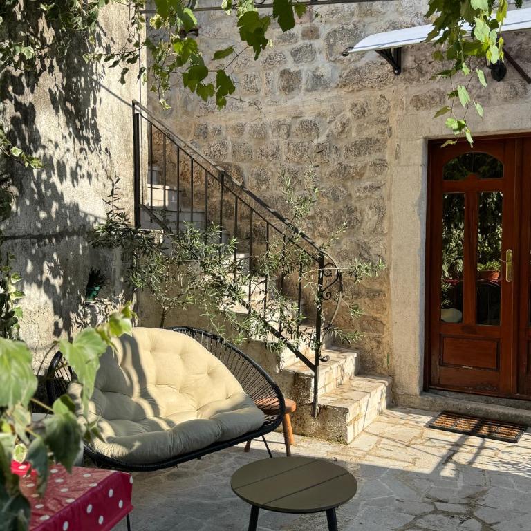 Romantic Escape - Stunning Rooftop Views - Old Town - One-Bedroom Apartment - 53