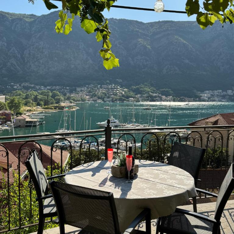 Panoramic view ! Rooftop garden - Old Town studio - One-Bedroom Apartment - 15