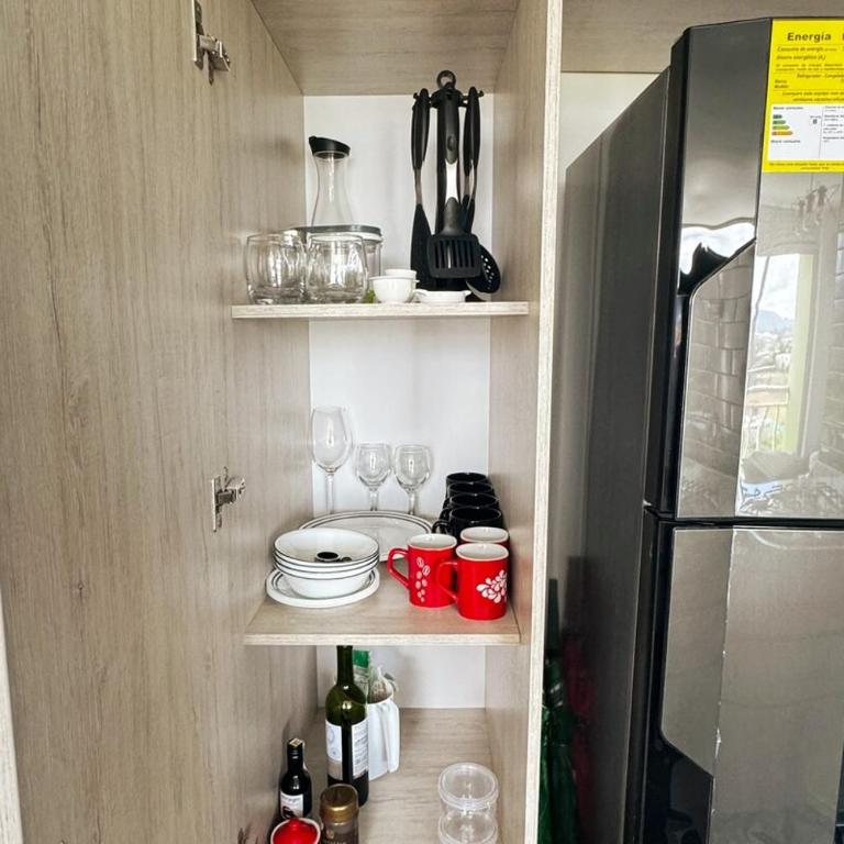 Moderno apartamento con balcon y vista al guadual, Piscina y parqueadero - Two-Bedroom Apartment - 13
