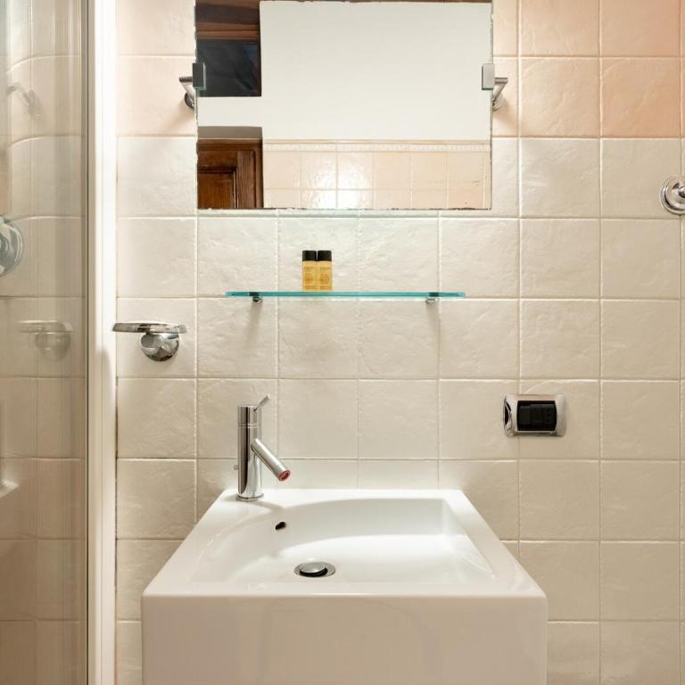 Keys of Italy-CorsoS-9-Studio by Palazzo Vecchio - One-Bedroom Apartment - 17