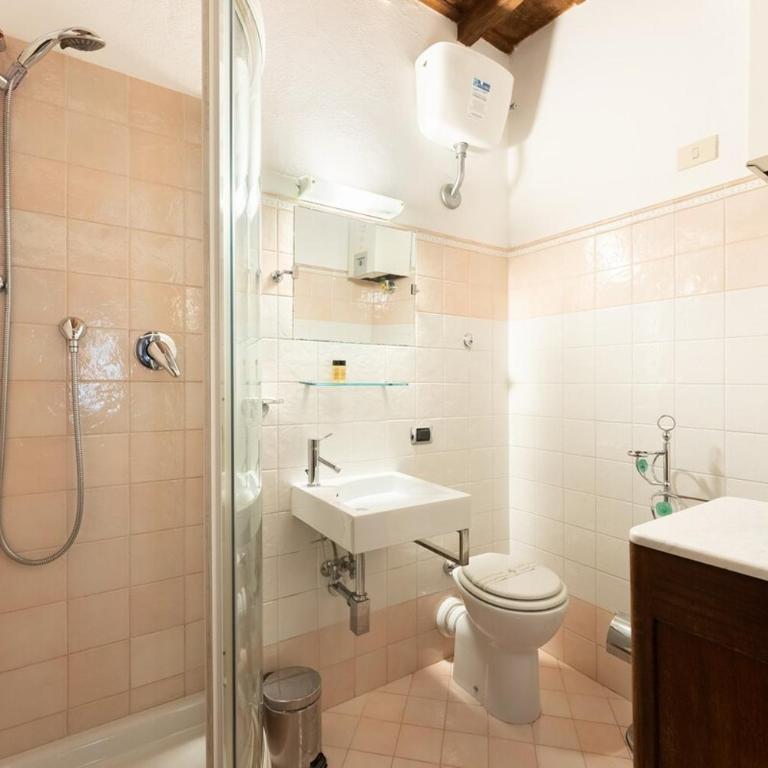Keys of Italy-CorsoS-9-Studio by Palazzo Vecchio - One-Bedroom Apartment - 4