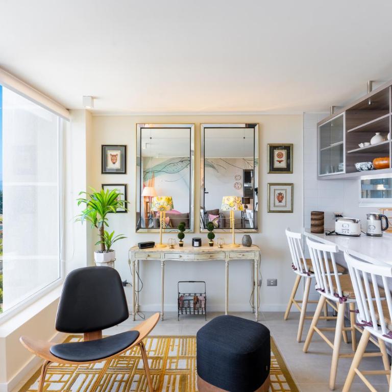 Relájate y disfruta la vista - Two-Bedroom Apartment - 9