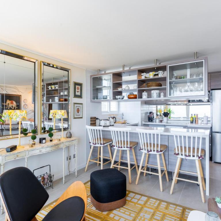 Relájate y disfruta la vista - Two-Bedroom Apartment - 10