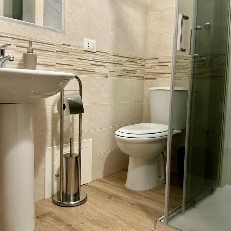 A due passi dal Duomo - Two-Bedroom Apartment - 26