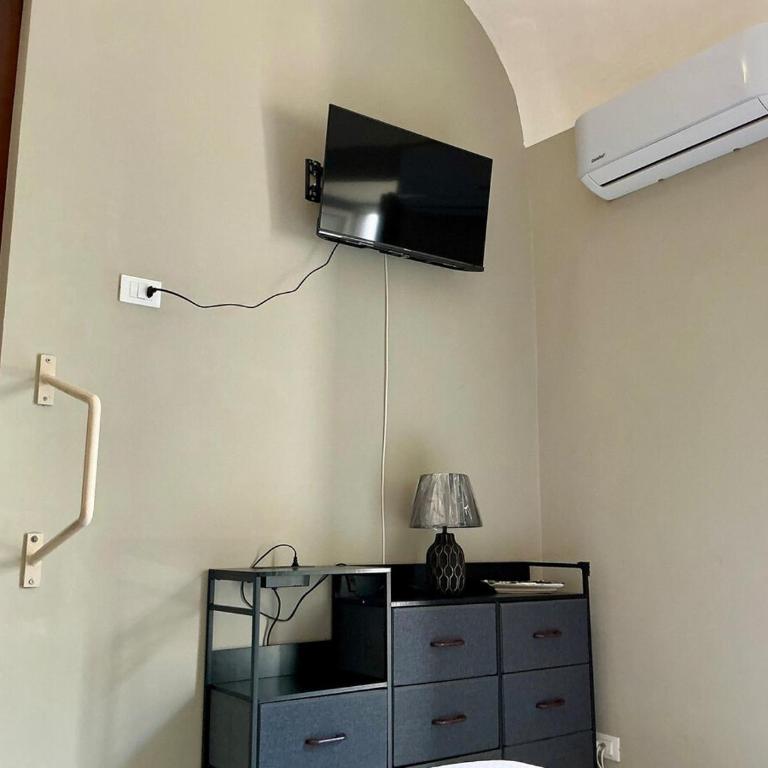 A due passi dal Duomo - Two-Bedroom Apartment - 18