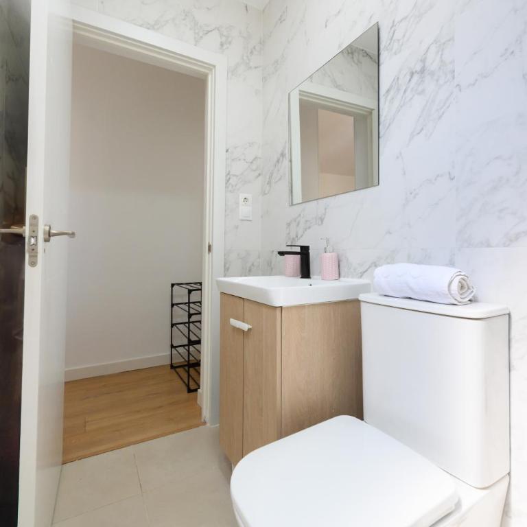 For you Rentals Encantador y único estudio TEMPORAL en Tetuan Madrid MLU412 - One-Bedroom Apartment - 15