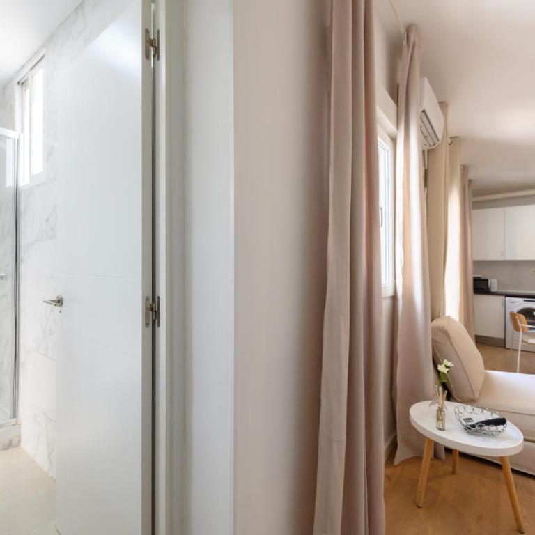 For you Rentals Encantador y único estudio TEMPORAL en Tetuan Madrid MLU412 - One-Bedroom Apartment - 21