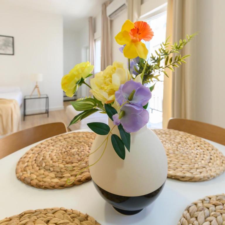 For you Rentals Encantador y único estudio TEMPORAL en Tetuan Madrid MLU412 - One-Bedroom Apartment - 32