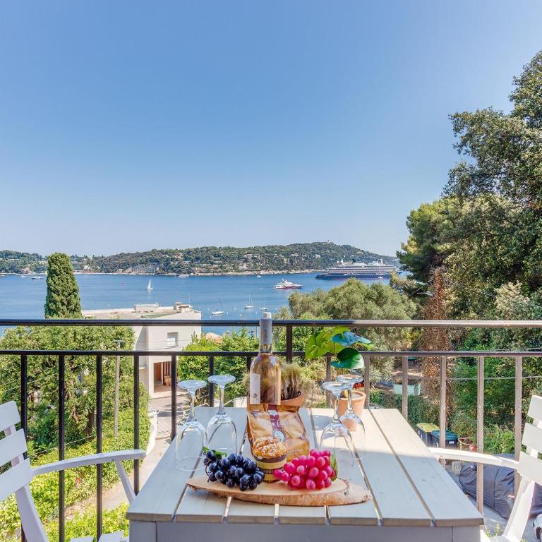 BELLE DARSE AP4454 By Riviera Holiday Homes - Appartement 2 Chambres avec Balcon et Vue sur la Mer - 3
