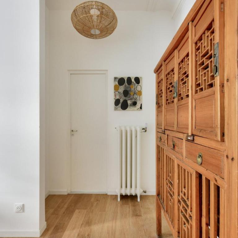Paris Art 2 - Two-Bedroom Standard Apartment - 10