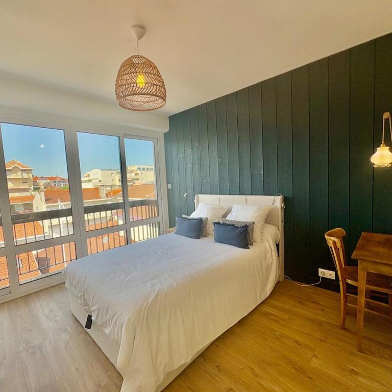 Apt-4pers rénové 5min pied plage plein centre terrasse parking wifi - Appartement 2 Chambres - 3