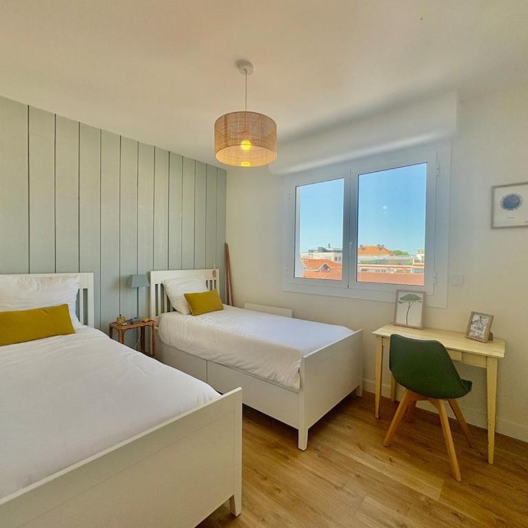 Apt-4pers rénové 5min pied plage plein centre terrasse parking wifi - Appartement 2 Chambres - 10