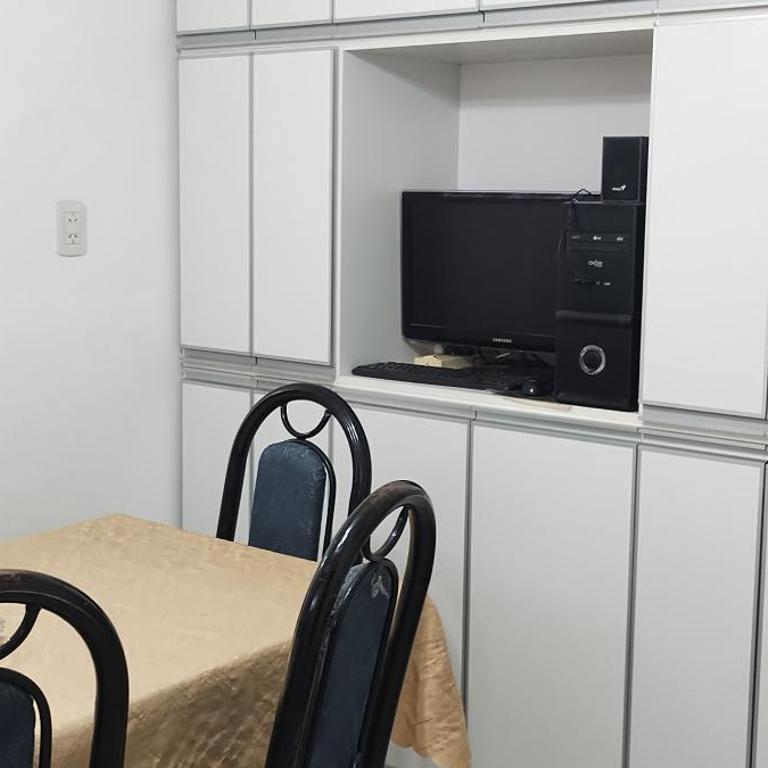 Alquilo casa en Barrio Bombal - Apartamento de 2 dormitorios - 2