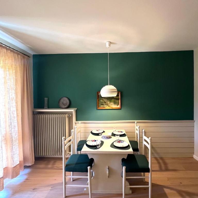 Landhaus Lärchenhof Luxury Apartments - Apartment mit 2 Schlafzimmern und Seeblick - 3