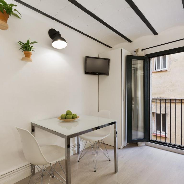 Ola Living Born - Studio Apartment - 4