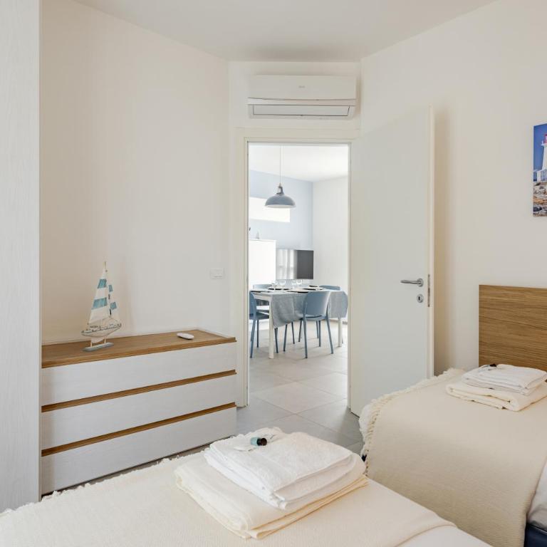 TEATRINO, a 300 m dal mare con giardino in centro, LEVANTO 5 TERRE - Two-Bedroom Apartment with Garden View - 12