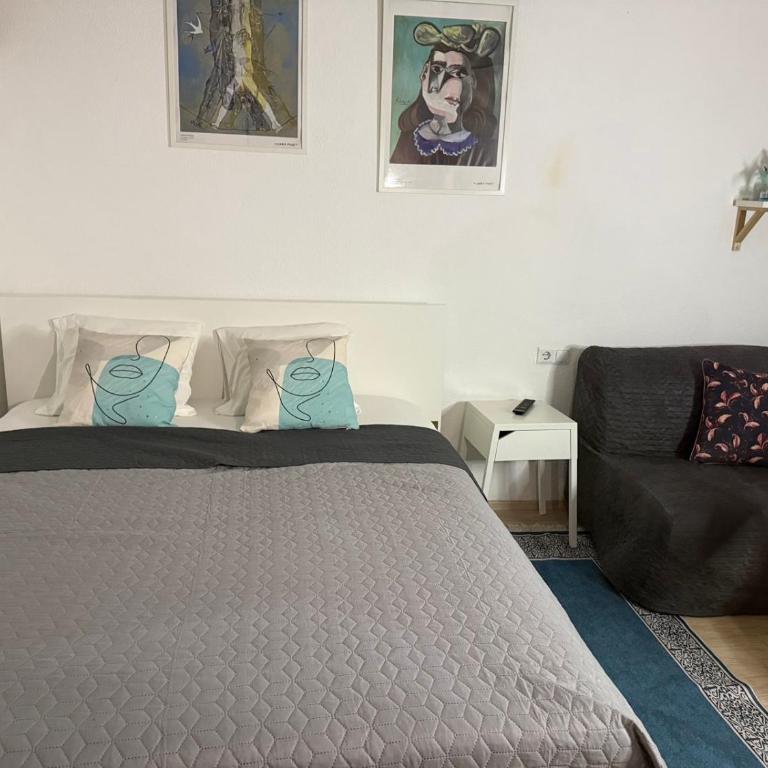 Studio Apartments Siesta - Standard Studio - 2
