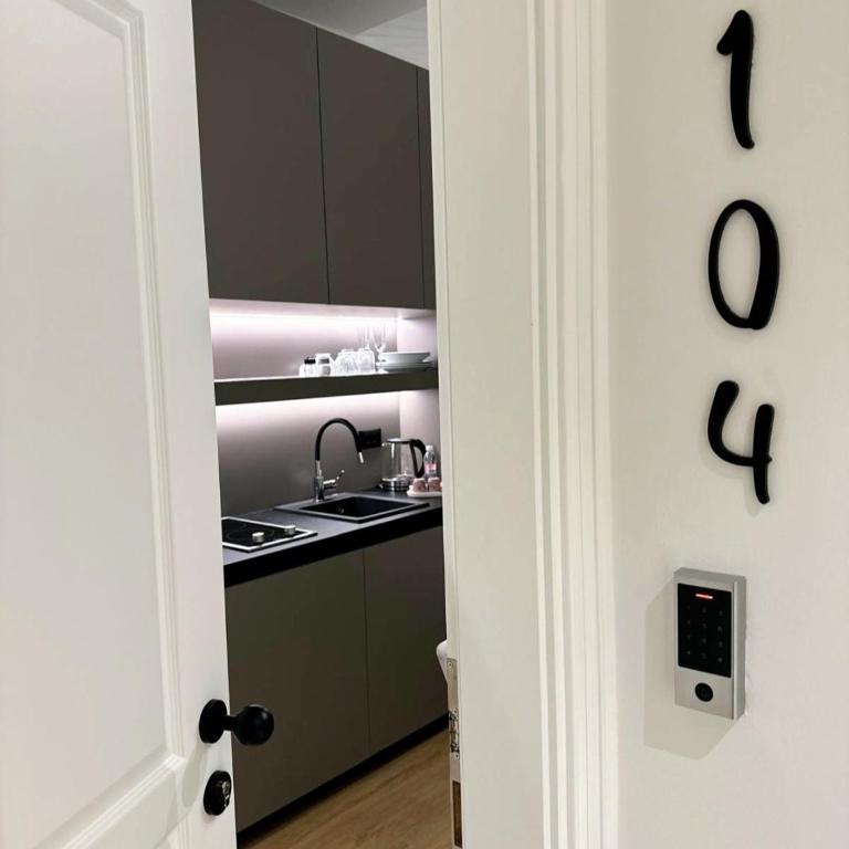 Four Elements Apartments - Studio Apartment - 2