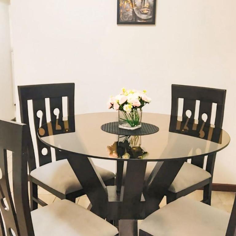 Departamento amplio y céntrico-Terrazas - Three-Bedroom Apartment - 10