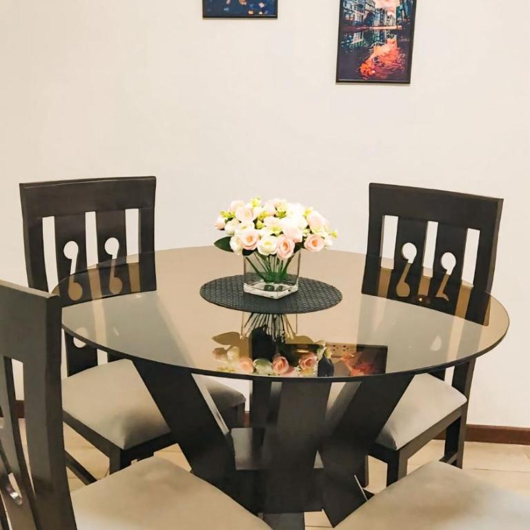 Departamento amplio y céntrico-Terrazas - Three-Bedroom Apartment - 16